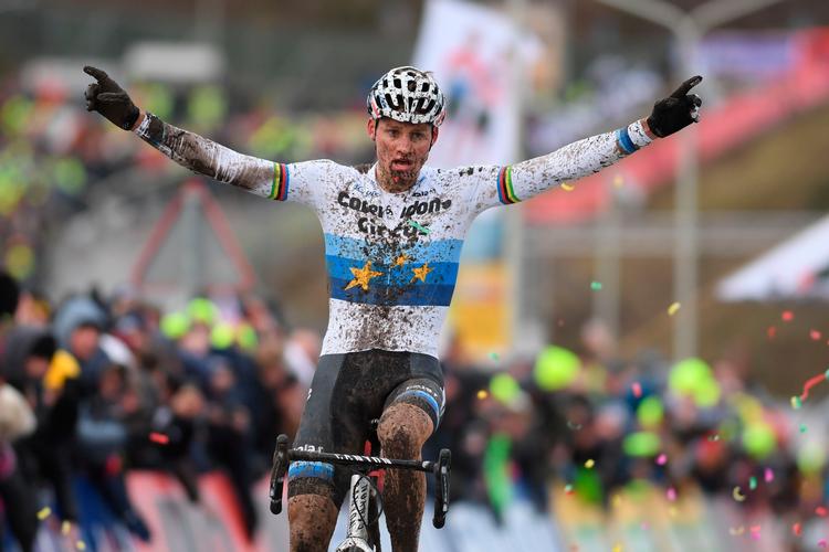 Således tog det sig ud, da Matheiu van der Poel for en uge siden i World Cup-afdelingen på hjemmebane i Hoogerheide noteredes for sin 25. sejr i 27 starter i denne sæson.
 Foto: David Stockman/Ritzau Scanpix