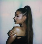 Ariana Grande står efterhånden tilbage som SoMe-generationens største popstjerne. Nu udkommer hun med sit femte album, 'Thank U, Next'. Foto: Universal