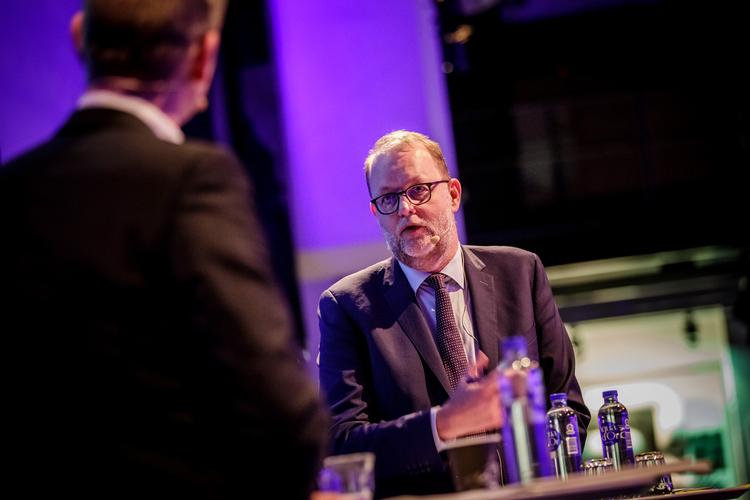 Christian Jensen og Lars Chr. Lilleholt mødtes onsdag aften til debat i Pressen. Særligt Politikens dækning af klimapolitik fik kritik af klimaministeren, mens Politikens chefredaktør efterspurgte en mere ambitiøs  Foto: Mads Nissen/POLFOTO
