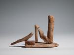 Da Sonja Ferlov i 1935 var på Bornholm med Ejler Bille og Richard Mortensen, skabte hun skulpturen 'Levende grene', der blev begyndelsen til hendes arbejde med skulptur. Foto: Museum Jorn, Silkeborg 