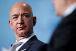 Amazons topchef, Jeff Bezos, er indehaver af The Washington Post. Bezos ligger nu i åben konflikt med tabloidmediet The National Enquirer, hvis topchef har nære relationer til Donald Trump. Foto: Joshua Roberts/Ritzau Scanpix