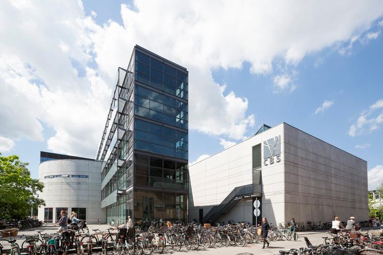 Trods forholdsvis få besvarelser trækker CBS-rapport store konklusioner om seksuelle krænkelser på universitetet. Foto: CBS/Bjarke MacCarthy