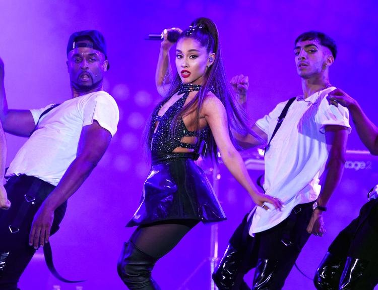
... og her er så et billede af Ariana Grande, se godt på hende, for hun er ikke på med, når det store Grammy-show rammer skærmen på søndag. 
   Foto: Chris Pizzello/Ritzau Scanpix