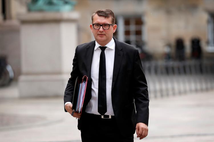 Beskæftigelsesminister Troels Lund Poulsen (V) skal bl.a. forvandle et bluffnummer til et slagnummer i pensionsforhandliger med Mette Frederiksen (S). Foto: Jens Dresling/POLFOTO