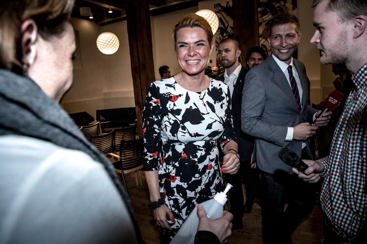 Udlændingeminister Inger Støjberg (V) er med sine provokerende opslag en mester i nå vidt omkring på Facebook.  Foto: Linda Johansen