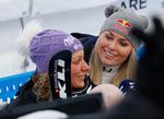 VM-guldet gik til sloveneren Ilka Stuhec (tv.), da Lindsey Vonn (th.) vandt bronze.
   Foto: Leonhard Foeger/Ritzau Scanpix