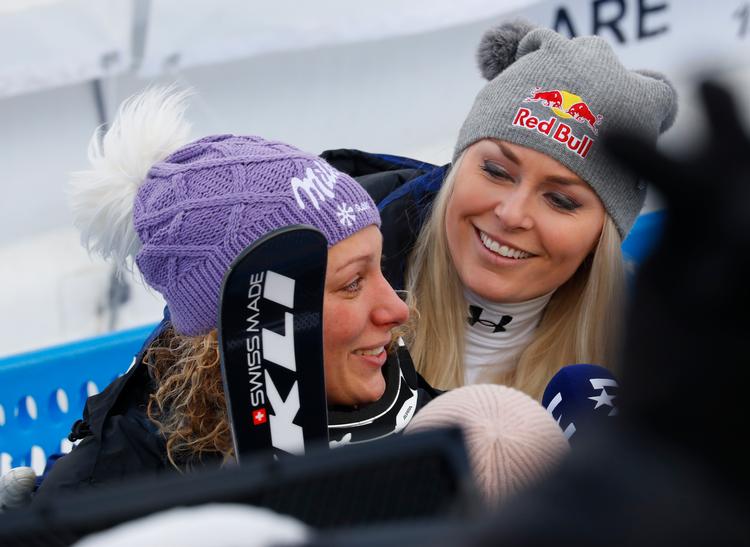 VM-guldet gik til sloveneren Ilka Stuhec (tv.), da Lindsey Vonn (th.) vandt bronze.
   Foto: Leonhard Foeger/Ritzau Scanpix