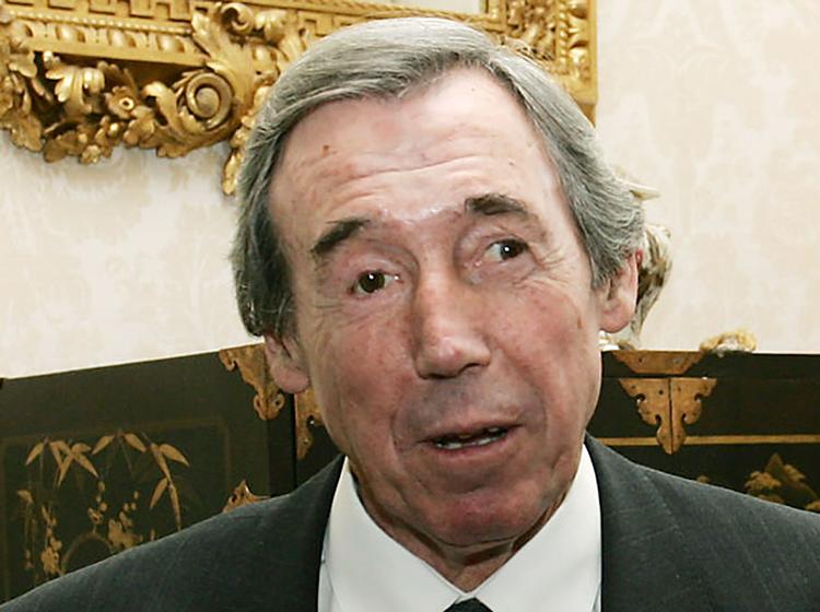 Gordon Banks var flittig til at møde frem, når den engelske VM-triumf fra 1966 skulle markeres. Her ses han i Downing Street i 2006, da 40 års-jubilæet blev mindet  Foto: Sang Tan/Ritzau Scanpix
