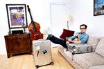 Chris Minh Dokys nye album, 'Transparency', egner sig til en god aftenstund med et glas bourbon, skriver Politikens anmelder, der kvitterer med fire hjerter. Foto: Jacob Ehrbahn