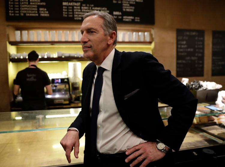 
Starbucks-milliardær Howard Schultz voksede op i dyb fattigdom, men opnåede den amerikanske drøm. Nu overvejer han at stille op som præsident.    Foto: Luca Bruno/Ritzau Scanpix