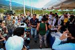 Den rette medicin?  De syge i Venezuela er udsat for ekstra prøvelser i disse tider. Landets sygehuse er plaget af mangel på både medicin, udstyr, personale og strøm. Mandag i denne uge arrangerede regeringen en såkaldt 'medicindag'  i grænsebyen Urena. Foto: Juan BARRETO/Ritzau Scanpix
   Foto: Juan Barreto/Ritzau Scanpix