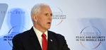 Vicepræsident Mike Pence under sikkerhedskonferencen i Warszawa, Polen.
    US Vice President Mike Pence gives a speech during the conference on Peace and Security in the Middle east in Warsaw, on February 14, 2019. (Photo by Janek SKARZYNSKI / AFP)
   Foto: Janek Skarzynski/Ritzau Scanpix