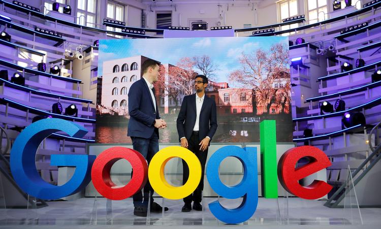 22. januar i år åbnede Alphabet et nyt Googlekontor i den tyske hovedstad Berlin. 
   
  Foto: Hannibal Hanschke/Ritzau Scanpix
