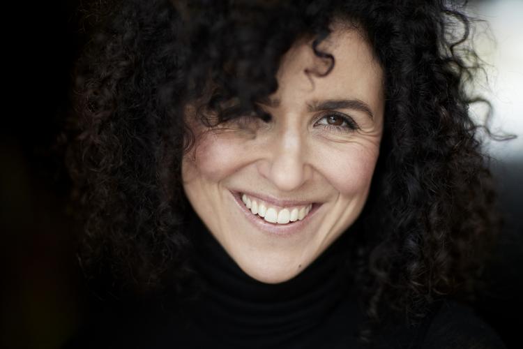 May el-Toukhy, der med sin aktuelle succesfilm 'Dronningen' er strøget til tops i dansk film, er uddannet fra det lukningstruede Filmværkstedet.


   Foto: Peter Hove Olesen/POLFOTO