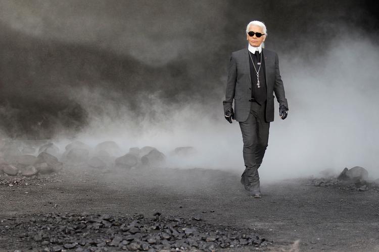 
Designeren Karl Lagerfeld er død. Her ses han ved efterår-vintershowet i Paris 2011-2012
   Foto: Benoit Tessier/Ritzau Scanpix