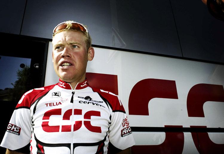 Riwal Readynez' sportsdirektør Michael Blaudzun ved, hvad der kræves i Tour de France. Her ses han under sin deltagelse i verdens skrappeste cykelløb i 2003.
 Foto: Claus Bonnerup/POLFOTO