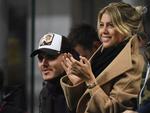PAUSE.  Mauro Icardi og hans hustru Wanda så til fra tribunen, da Inter søndag mødte Sampdoria i en Serie A-kamp.  Foto: Daniele Mascolo/Reuters
   Foto: Daniele Mascolo/Ritzau Scanpix