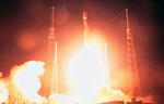 'Beresheet' blev sendt afsted klokken 20.45 på toppen af en Falcon 9-raket fra firmaet SpaceX, der bliver ledet af bilvirksomheden Teslas stifter, Elon Musk.
    Foto: Ho/Ritzau Scanpix