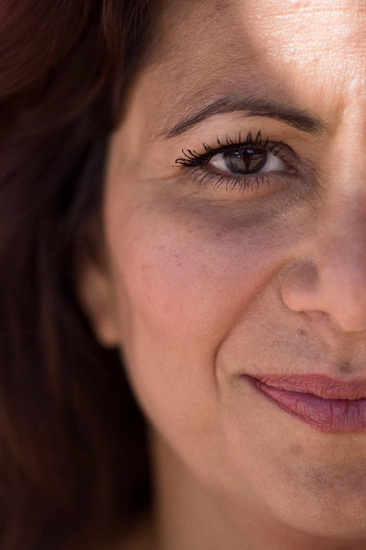Özlem Cekic vil afskaffe jomfrumyten. Hun mener, at der brug for lægerne. Foto: Andreas Haubjerg/POLFOTO