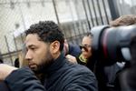 Jussie Smollett fotograferet tidligere i dag, hvor han forlader retten efter at have betalt kaution.  Foto: Joshua Lott/Ritzau Scanpix