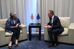 Donald Tusk og Theresa May i samtale om Brexit. Foto: Francisco Seco/Ritzau Scanpix