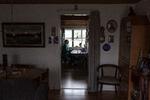 Ældre hjemmehjælpsmodtagere i Assens Kommjune fik i vinter at vide, at de ikke længere kunne få vasket gulv, og at der ville blive fem uger mellem, at de kunne få gjort rent i øvrigt. Udspillet blev trukket tilbage. Men kommunens økonomi er stadig i havsnød. Her er vi hjemme hos 89-årige Minna Bang i Vissenbjerg. Arkivfoto. Foto: Jens Hartmann Schmidt/POLFOTO