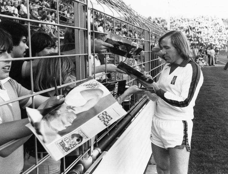 Günter Netzer scorede 128 mål for Borussia Mönchengladbach. Det sidste var i pokalfinalen i 1973 - bare 3 minutter efter, han havde skiftet sig selv ind.  Foto: Sven Simon