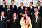 
Gruppefoto med ledere fra EU og Den arabiske Liga. Prominente topfolk manglede dog: Frankrigs Macron og Saudi-Arabiens Mohammed Bin Salman.  Foto: Khaled Desouki/Ritzau Scanpix