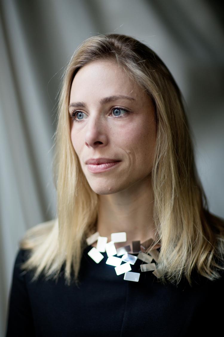 Listen over myndigheder, der anfægter Facebooks ageren er lang. Emily Sharpe er Facebooks chef for sikring af brugernes privatliv på det sociale medie.   Foto: Thomas Borberg/POLFOTO