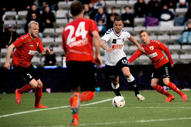 De rødblusede fra Fredericia har i denne sæson realistiske forhåbninger om at rykke op i Superligaen, hvor de kan ramle ind i AGF.  Foto: Ida Munch/POLFOTO