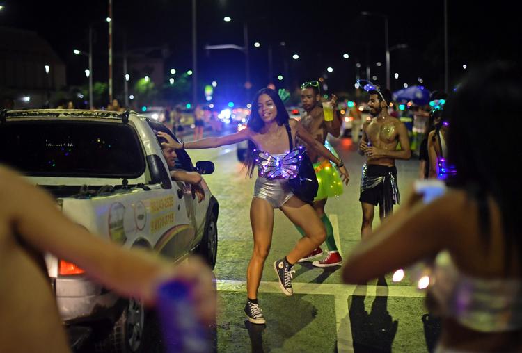 
     "Minha Luz e de LED"  er en tilbagevendende gadefest, der først i sidste øjeblik bliver annonceret på de sociale medier.
   Foto: Carl De Souza/Ritzau Scanpix