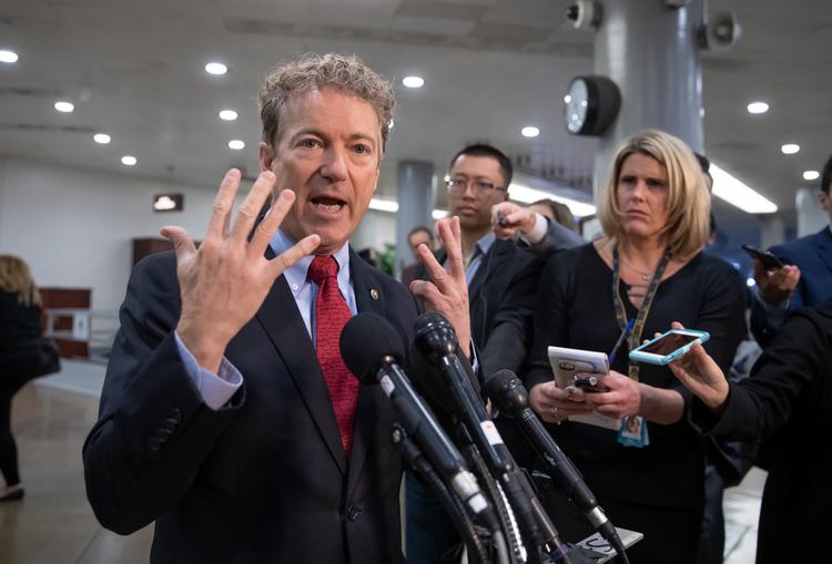 Senator Rand Paul er normalt en af Donald Trumps støtter. Men han vil ikke støtte, at præsidenten forsøger at skaffe midler til muren mod Mexico uden om Kongressen. 
   Foto: J. Scott Applewhite/Ritzau Scanpix