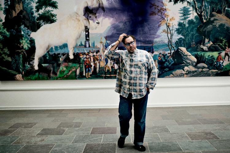 Man behøver ikke at lide for at skabe kunst, men det kræver humor og modet til at kaste sig helhjertet ind i det, siger Julian Schnabel. Foto: Katinka Hustad