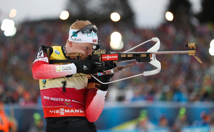 Johannes Thingnes Bø vandt blandt andet tre medaljer ved de olympiske lege i Pyeongchang sidste år og nu skal han forsøge at gentage succesen ved VM. Foto: Petr David Josek/Ritzau Scanpix