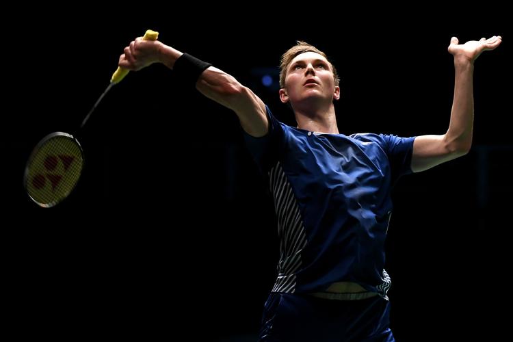 I anden runde møder Viktor Axelsen verdens nummer 20, kineseren Lu Guangzu.
   Foto: Sadiq Asyraf/Ritzau Scanpix