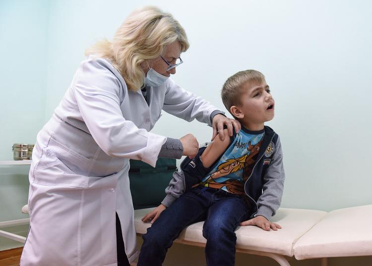 Det er blandt andre dokumentarer, der advarer mod MFR-vacciner, som ikke længere er tilgængelige på Amazon Prime. Foto: Yuri Dyachyshyn/Ritzau Scanpix