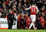 Ole Gunnar Solskjær havde tid til et mil, men det blev Arsenal og Sead Kolasinac der tog sejren og dermed også 4. pladsen i Premier League.  Foto: John Sibley/Ritzau Scanpix