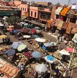 Farverne i Marrakesh i Marokko opleves bedst fra et af hustagene.  Foto: @ontrip.dk