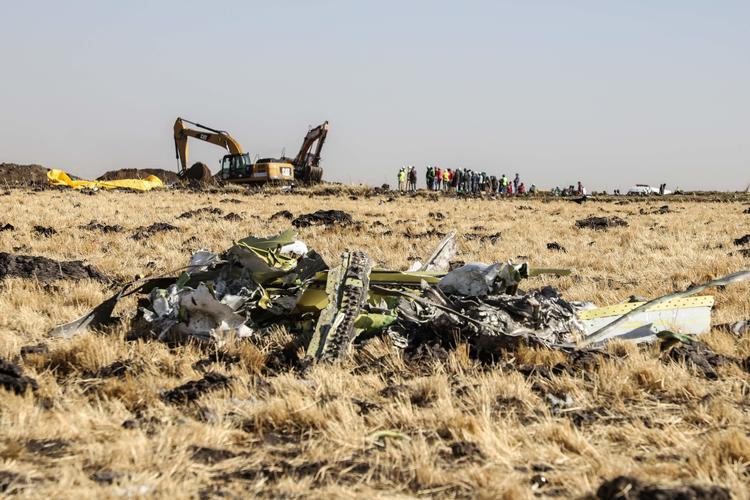 Et stort oprydningsarbejde venter efter den tragiske ulykke, hvor 157 omkom. Foto: Michael Tewelde/Ritzau Scanpix