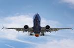 Et Boeing 737 MAX 8-passagerfly lægger an til lannding i Fort Lauderdale-Hollywood Internationale Lufthavn tidligere i dag.  Foto: Joe Raedle/Ritzau Scanpix