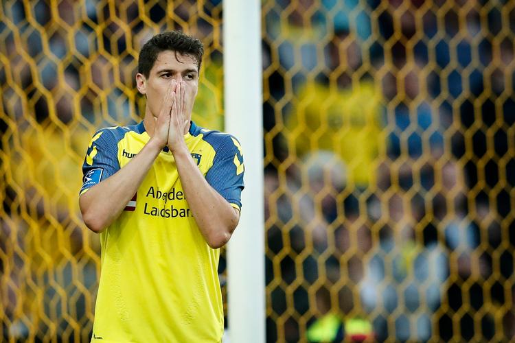 Christian Nørgaard var en profil og havde en hovedrolle på Brøndby-holdet, der i to sæsoner med Alexander Zorniger som træner vandt to gange sølv i Superligaen, var i to pokalfinaler og vandt den ene.
    Superligafodbold på Brøndby stadion: Brøndby - FC Midtjylland. Brøndbys Christian Nørgaard efter en misset chance.
   Foto: Jens Dresling/POLFOTO