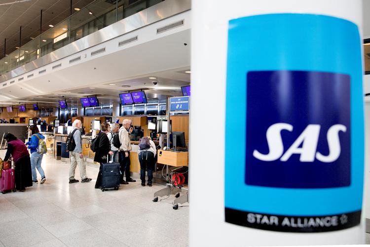 EuroBonus-kunder, SAS Ungdom og flyselskabets egne ansatte klimakompenserer. Det svarer til 41 procent af SAS' flyvningerne.
    Foto: Finn Frandsen/POLFOTO