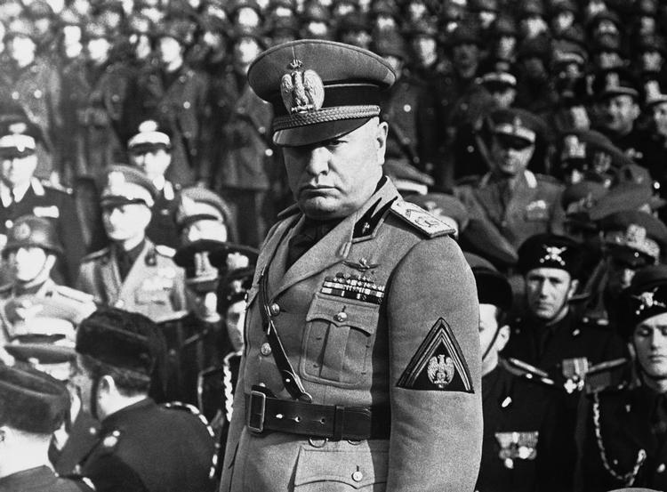 Her ses Benito Mussolini i februar 1943.  Foto: /Ritzau Scanpix