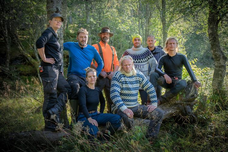 De otte deltagere af 'Alene i vildmarken', 60 dage holdt vinderen ud. Foto: DR