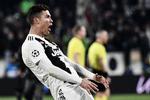 Denne obskøne gestus foretog Cristiano Ronaldo to gange, da Juventus sendte Atlético Madrid ud af Champions League. 
   Foto: Marco Bertorello/Ritzau Scanpix