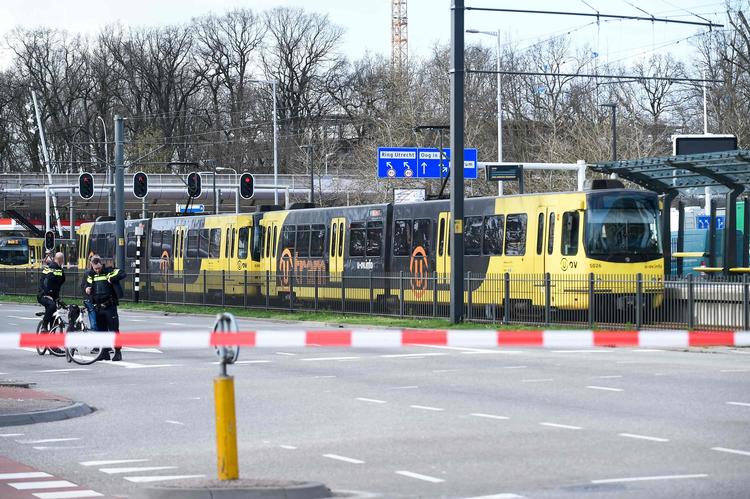 Tre døde og fem blev såret under skyderiet i sporvognen i Utrecht. Foto: John Thys/Ritzau Scanpix