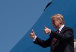 
Donald Trump ankommer til Palm Beach International Airport i Florida. Foto: Nicholas Kamm/Ritzau Scanpix