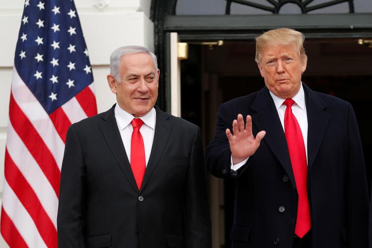 USA's præsident, Donald Trump, har mandag den israelske premierminister, Benjamin Netanyahu, på besøg i Washington. Foto: Carlos Barria/Ritzau Scanpix
