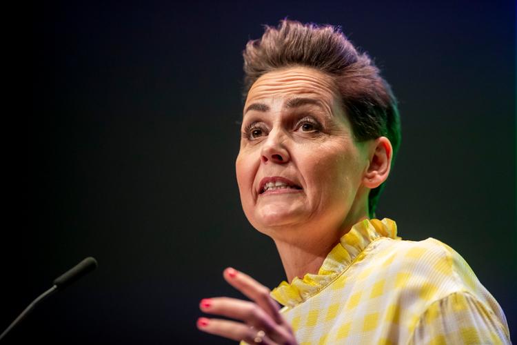 
SF-Formand Pia Olsen Dyhr kan glæde sig over meningsmålingerne. Af alle røde partier samler SF flest vælgere op fra S, og ifølge målinger fra DMA Research er der foreløbigt tale om flere end 40.000 vælgere siden valget i 2015. 
   Foto: Frank Cilius/Ritzau Scanpix