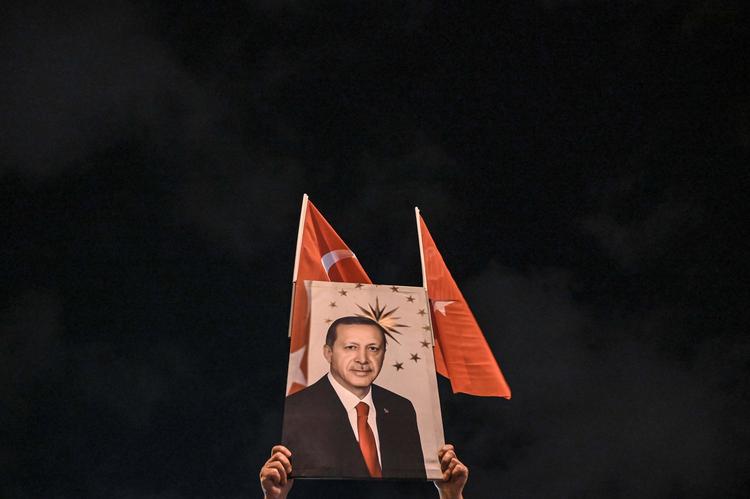 For første gang nogensinde har den tyrkiske præsident Recep Tayyip Erdogans regeringsparti, Retfærdigheds- og Udviklingspartiet (AKP), mistet kontrollen over hovedstaden Ankara.
Det står klart efter søndagens lokalvalg i Tyrkiet. Foto: Ozan Kose/Ritzau Scanpix